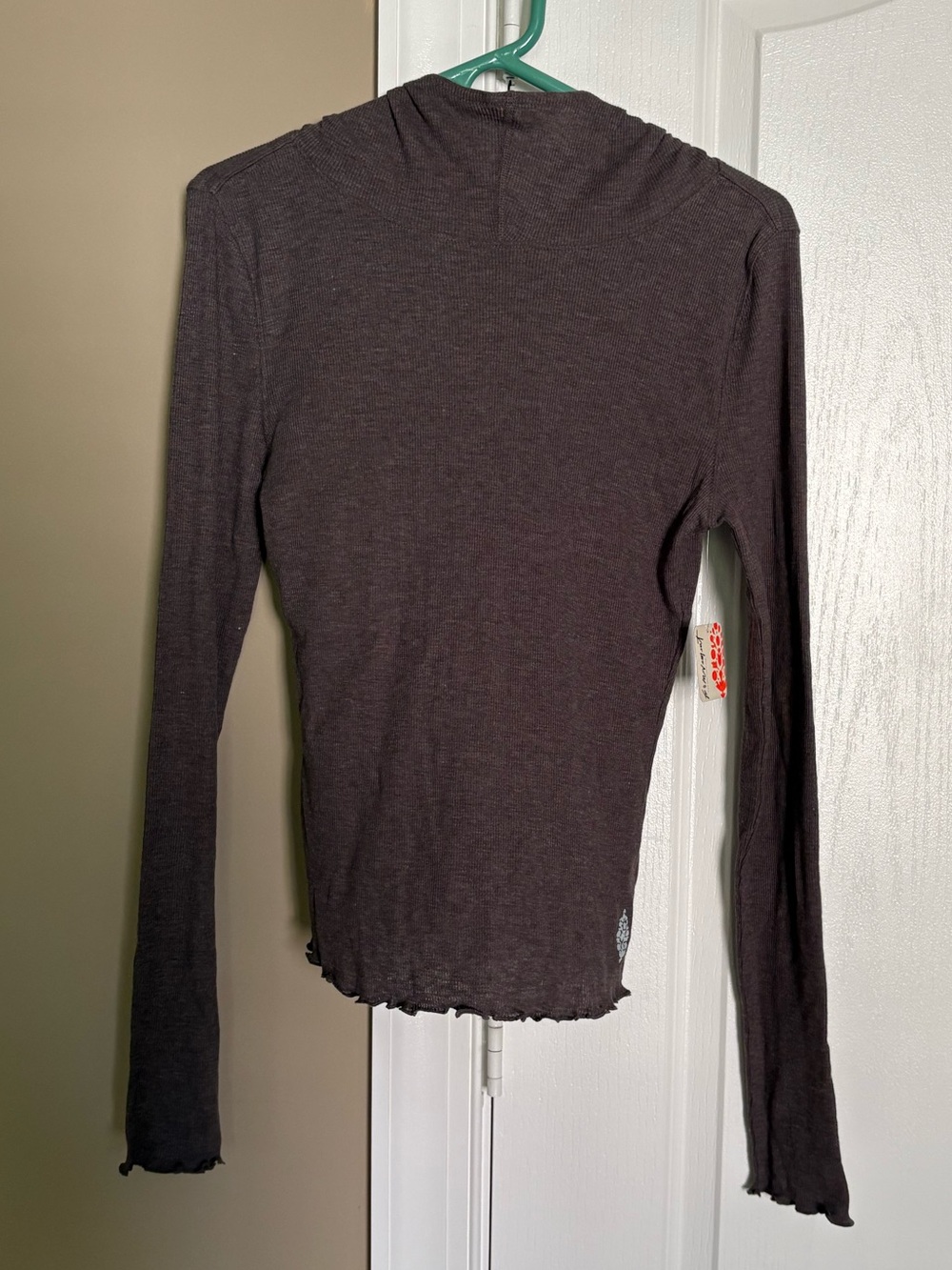 NWT Free People Women's FP Movement Breathe Easy Layer. Size XL. - Picture 5 of 7